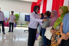 Lapas Kelas IIB Singkawang beri bantuan kepada keluarga WBP