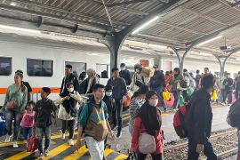 KA Mutiara Timur Tambahan kembali beroperasi saat libur panjang Waisak