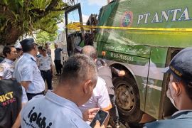 Kemenhub pastikan panggil pemilik Bus ALS akibat tak berizin