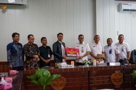 KPU Provinsi Kalteng kembalikan sisa hibah Pilkada Rp12,2 miliar