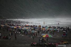 Wacana wisata malam Pantai Parangtritis tak harus meniru Bali