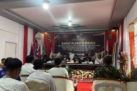 KPU tetapkan  Salsabila dan Laode Yasir pemenang pilkada Taliabu