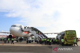 Kloter pertama Embarkasi Haji Padang mulai masuki asrama