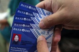 3.368 kartu layanan gratis Transjakarta dibagikan bagi 15 golongan penerima manfaat