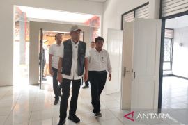 Wamensos meninjau lokasi sekolah rakyat di Solo