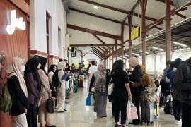 KAI Jember sediakan 40.678 tempat duduk selama libur panjang Waisak