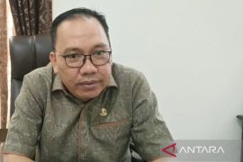 Anggota Komisi III DPRD Palembang buka layanan lapor penahanan ijazah