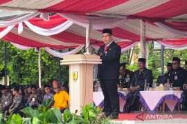 Bupati HST ajak guru galakkan program berbasis karakter di momen Hardiknas