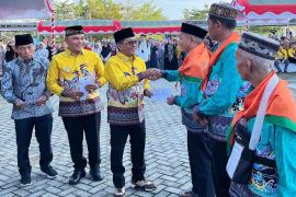 Bupati Murung Raya pastikan pelayanan jamaah calon haji maksimal