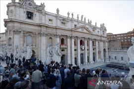 Misa pelantikan Paus Leo XIV digelar di Lapangan Santo Petrus Vatikan