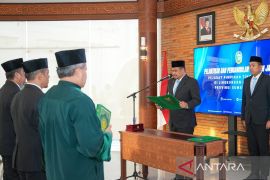 Lantik 2 eks ASN Pemkot Medan, Bobby minta tutup celah korupsi dan pungli