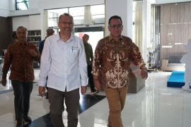 Sekjen Kemendiktisaintek tinjau lab kedokteran Undiksha Singaraja 