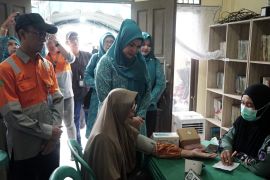 PT Antang Gunung Meratus gelar pemeriksaan kesehatan dan pengobatan gratis