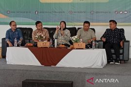 DPR-Kemenpar sosialisasikan perizinan usaha sektor pariwisata di Cilacap