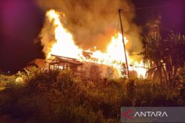 polisi selidiki dugaan OTK bakar 13 unit rumah di Mulia