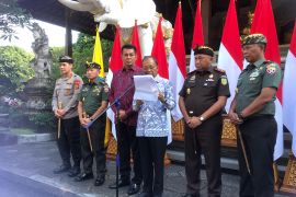 Gubernur Bali tegaskan tak perlu ormas sebab ada Sipandu Beradat