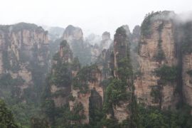 Terbuai kawasan wisata alam di puncak gunung Avatar