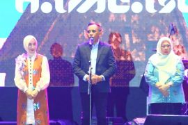 Anwar Hafid harap "Sulteng Nambaso" bangkitkan semangat cinta daerah