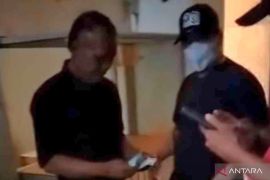 Polres Bekasi amankan tiga pelaku pungli modus juru parkir saat Operasi Berantas Jaya