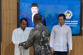 Delapan  napi Lapas Semarang terima remisi Hari Waisak