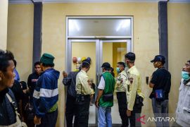 Jenazah kepala gudang korban ledakan di Garut dimakamkan di Yogjakarta