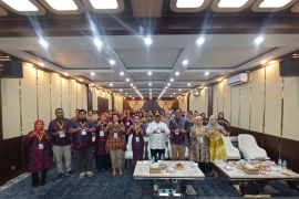 Pemkab Jayapura harap apoteker beri layanan terbaik bagi masyarakat