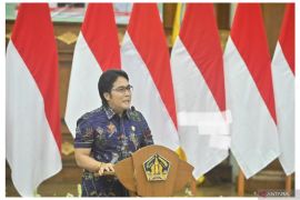 Wagub Giri  Prasta janji bantu pembangunan masjid di seluruh Bali