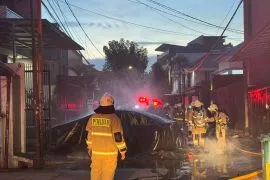 BYD Seal terbakar di Jakarta Barat, diduga akibat baterai