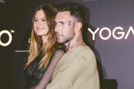Adam Levine buat lagu "Priceless" untuk istrinya Behati Prinsloo
