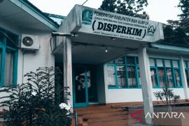 Biak rehabilitasi dan bangun 59 rumah layak huni bagi OAP