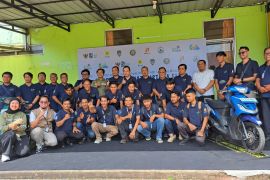 PLN UIP KLB melalui TJSL 2025 dorong ekosistem kendaraan bermotor listrik berbasis baterai