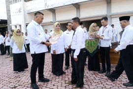 Bupati Situbondo ingatkan CPNS dan PPPK terima SK bekerja jujur
