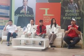 Pendaki disabilitas Anggi Wahyuda akan ke Everest