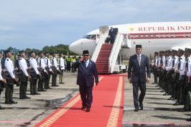 Putra Mahkota Brunei Antar Presiden Prabowo ke Istana Nurul Iman
