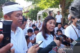 Pemerintah dorong platform ikut skrining konten negatif