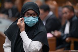 Jaksa tuntut 6 terdakwa kasus korupsi tata kelola emas 9 tahun penjara