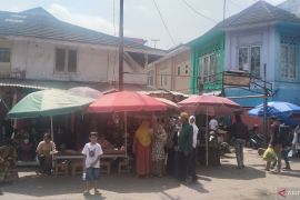 Satpol PP Palembang atur lokasi 60 PKL di Pasar 16 Ilir