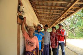 PLN aliri listrik Pulau Gili Raja Sumenep 12 jam per hari