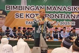 Kakanwil Kemenag Kalbar berikan pembekalan manasik untuk JCH asal Pontianak