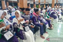 Jamaah calon haji Situbondo diberangkatkan lebih awal