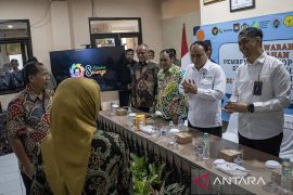 Kunjungan kerja Menkop di Kota Cimahi