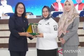 PN Stabat perkenalkani layanan hukum dan persidangan elektronik