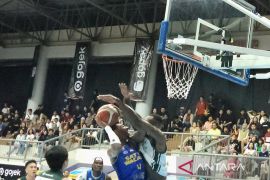 Calvin Chrissler kunci  kemenangan dramatis Hornbills atas Satya Wacana