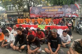 19 anggota ormas yang kelola parkir liar di Wisma Atlet ditangkap