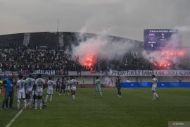 Liga 1 - Persita tahan imbangi Persib 2-2