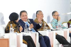 Airlangga: RI bisa tarik 8 miliar dolar AS dari QRIS umrah-haji