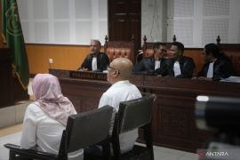 Jaksa buktikan terdakwa shelter tsunami Lombok Utara nikmati Rp1,3 miliar