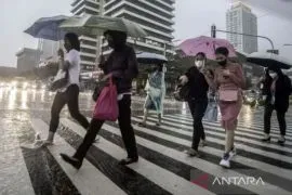 Pangkalpinang dan beberapa kota besar berpotensi hujan ringan pada Rabu