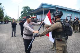 98 personel Polda Kepri kembali dari Operasi Amole II Papua