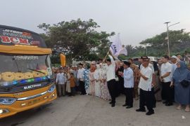 Tangis haru pelepasan calon jamaah haji Serdang Bedagai